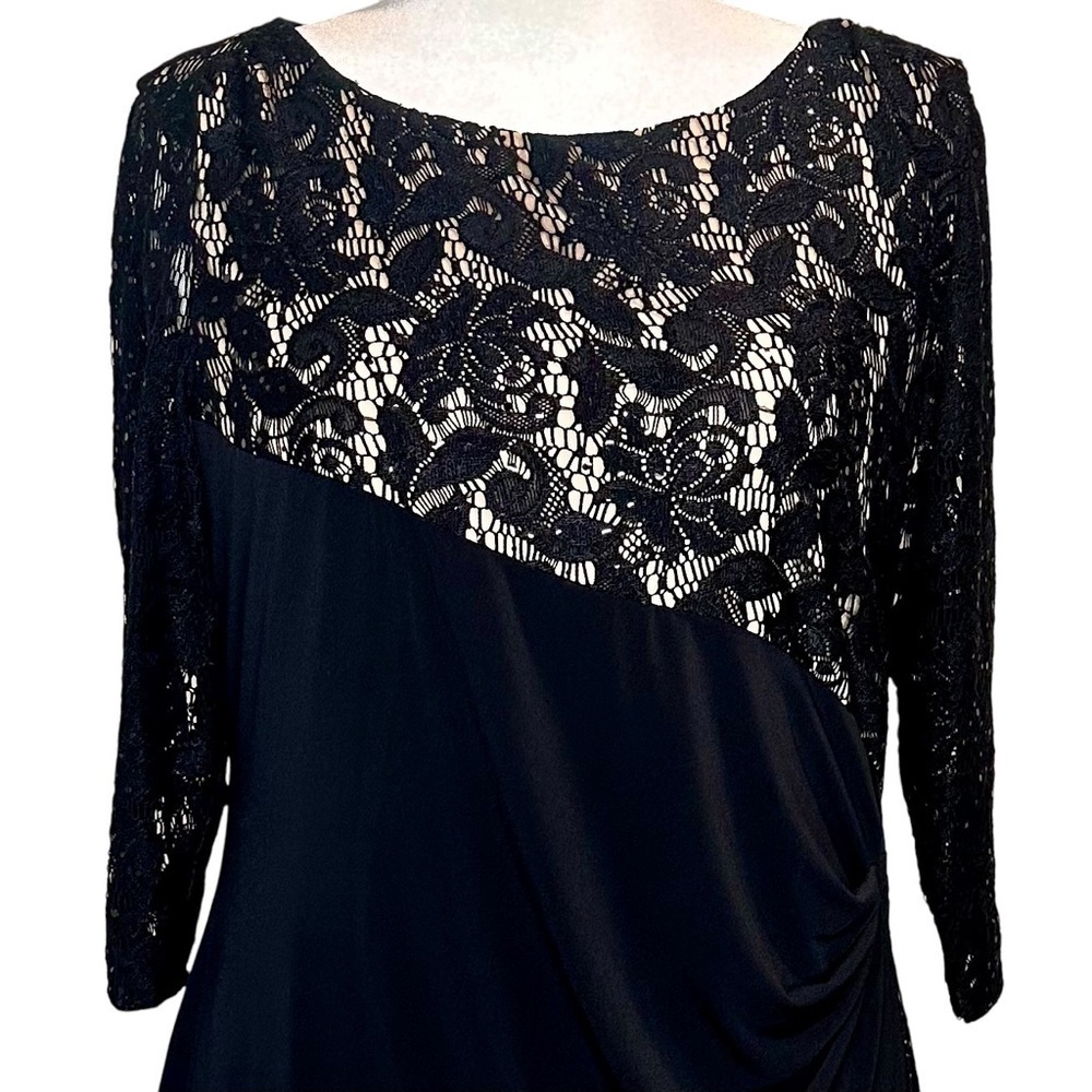 Tahari ASL Black Lace Cocktail Dress with Side Ruching Plus Size 14W - Picture 4 of 12